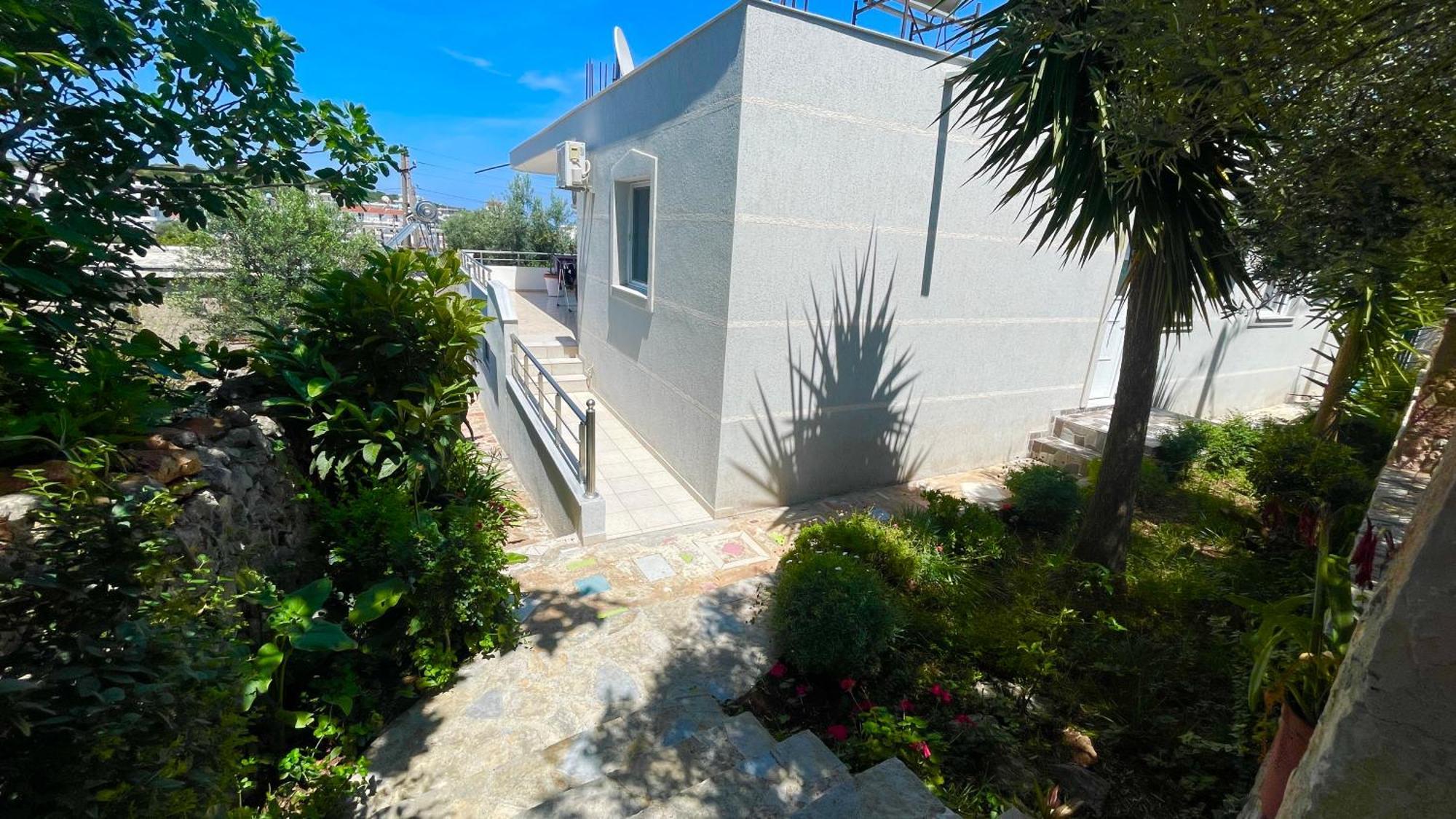 Guesthouse Shehu Ksamil Extérieur photo